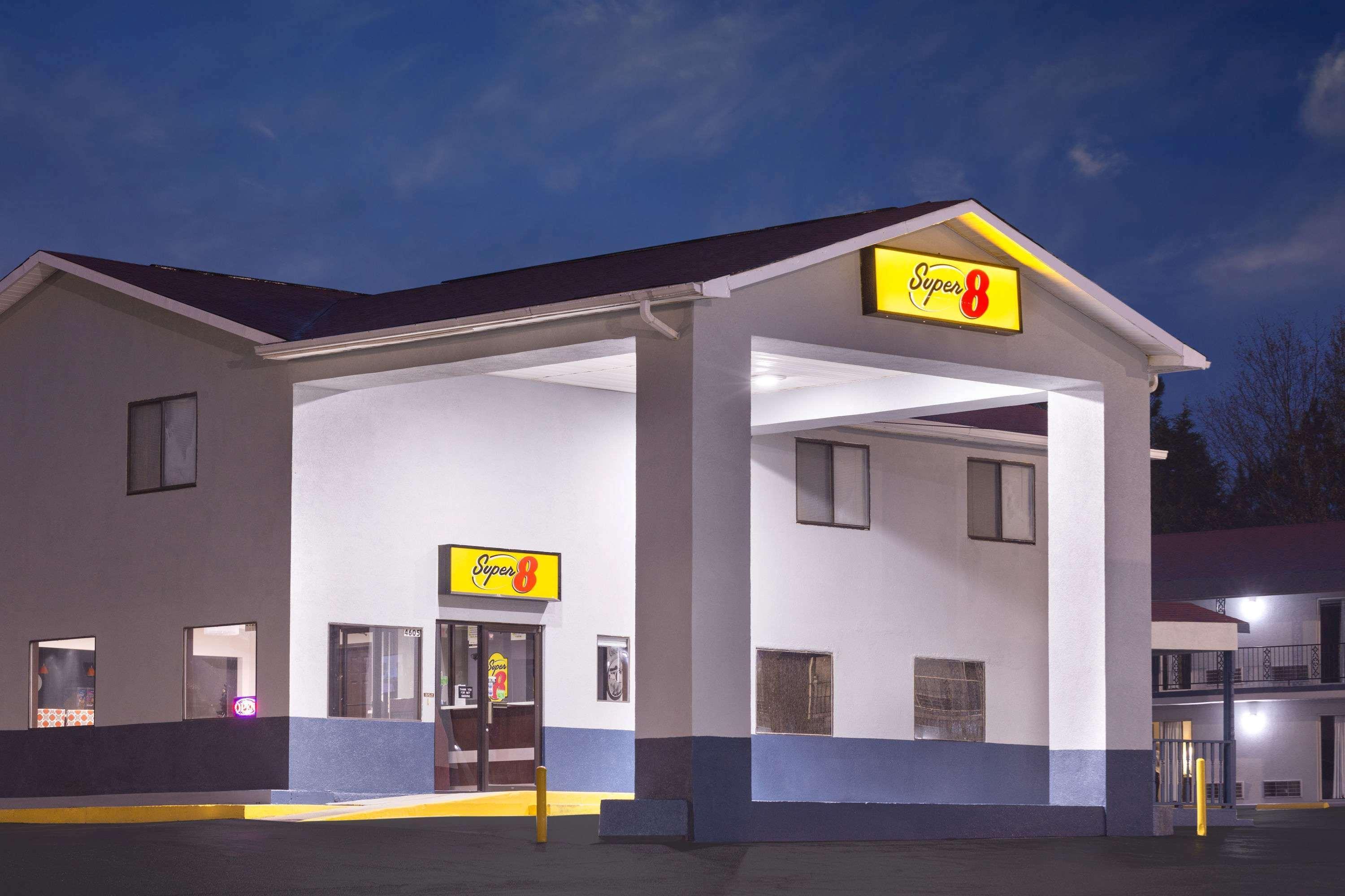 Super 8 By Wyndham Locust Grove Motel Eksteriør bilde