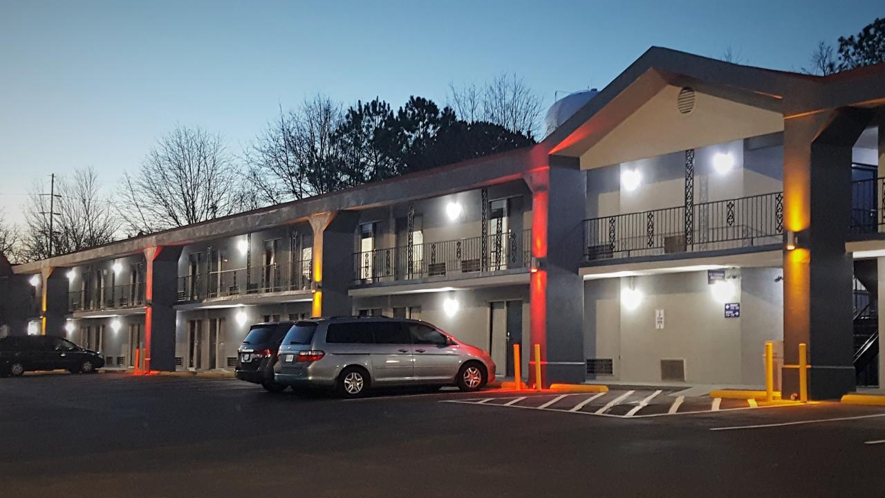 Super 8 By Wyndham Locust Grove Motel Eksteriør bilde